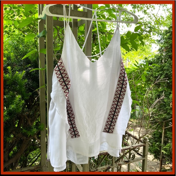 Dex Tiered Blouse - Picture 1 of 5